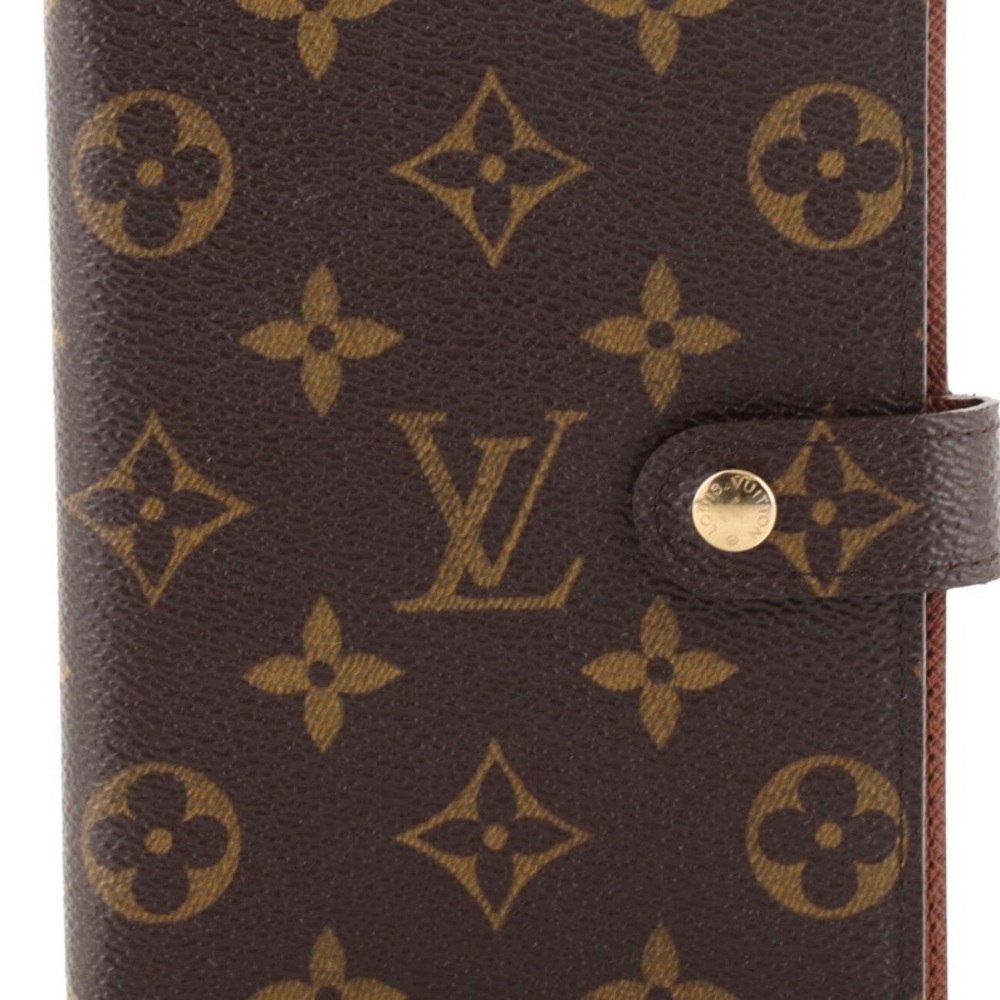 Louis Vuitton PM agenda